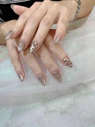 ネイル Hey🌈NAIL 長さ出し専門店のネイルデザイン