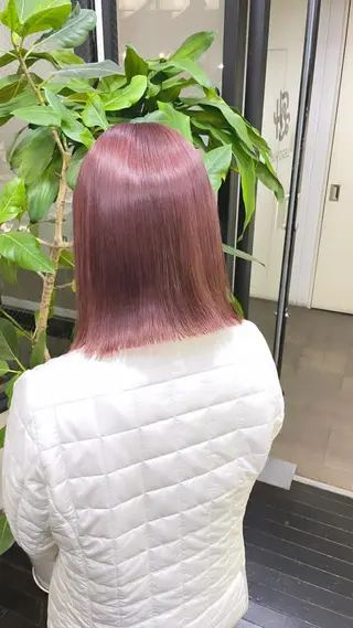 ミディアム 有人/バレイヤージュ /シャドールーツのヘアスタイル