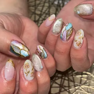 セミロング MiRanda Nail所属・MiRanda 保坂 舞のネイルデザイン