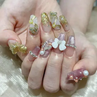 ネイル Queens テイのネイルデザイン