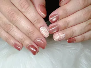 ネイル ECLAT エクラ所属・寺山 千鶴のネイルデザイン