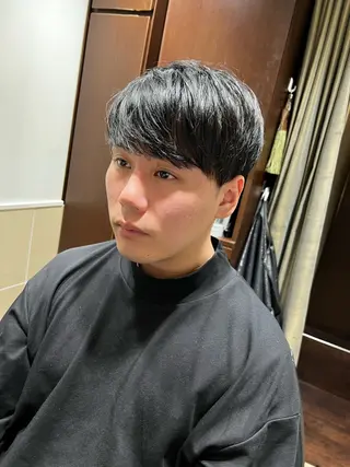 ミディアム 杉原 慶祐のヘアスタイル