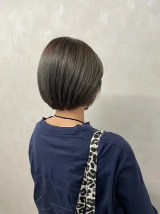 ショート カラー ミウラ サクラコのヘアスタイル