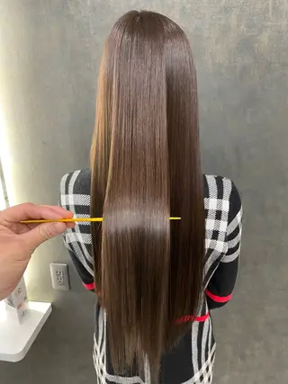 ロング DESIGN SALON  LIA・デザインサロンリア所属・お悩み/縮毛矯正/ 解決/けんすけ🫧のヘアスタイル