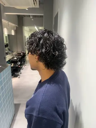 ミディアム パーマ パーマ特化美容師 佐藤壮流のヘアスタイル