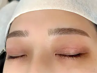 アイブロウ まつ毛と眉毛の専門店　オクターブ福岡店所属・オクターブ 天神店の眉毛・アイブロウイメージ
