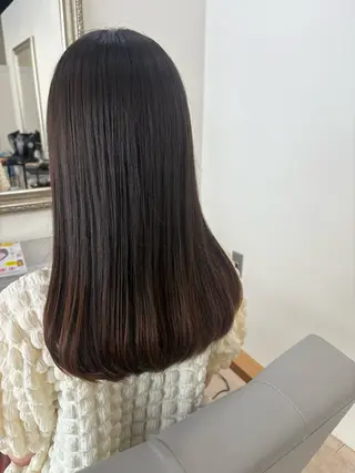 ロング アベ ミスズのヘアスタイル
