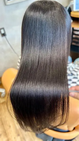 ロング カラー パーマ 美髪ヘッドスパ🫧 西山紗奈江💆‍♀️のヘアスタイル