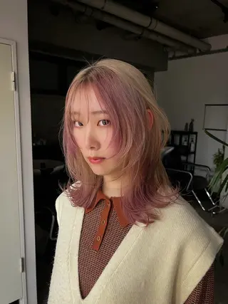 カラー ウルフとデザイン カラーの神のヘアスタイル