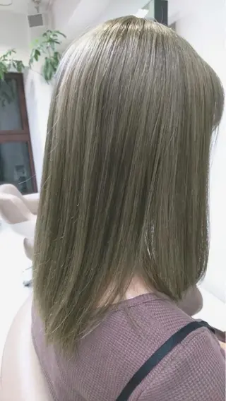 ミディアム カラー La  SHE's 天王寺店所属・マルヤマ リナのマツエク・マツパデザイン