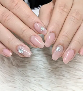 ネイル 會田 瑠衣のネイルデザイン