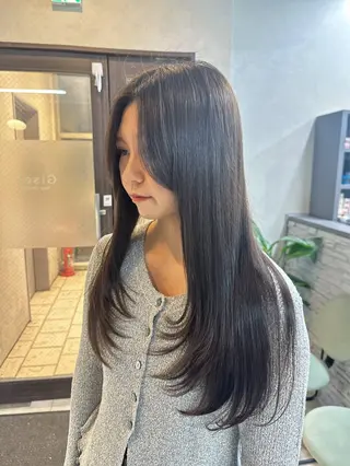 ロング りおん レイヤー/ベージュのヘアスタイル