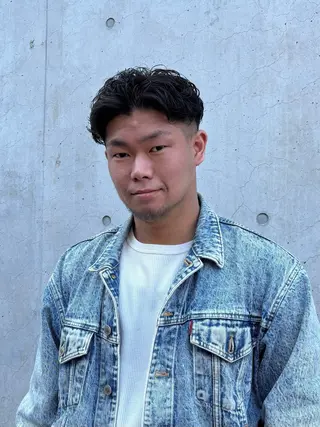 ショート パーマ メンズ メンズパーマ/ブリー チ/motokiのヘアスタイル