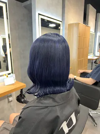 ミディアム カラー パーマ ヘアアレンジ 透明感ブリーチカラー 🌈TOMOHIROのヘアスタイル