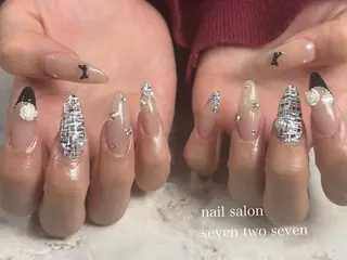 ネイル 727 nailのネイルデザイン