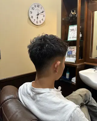 ショート 三輪 晃大のヘアスタイル