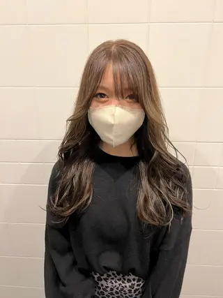 セミロング honen RUKAのヘアスタイル