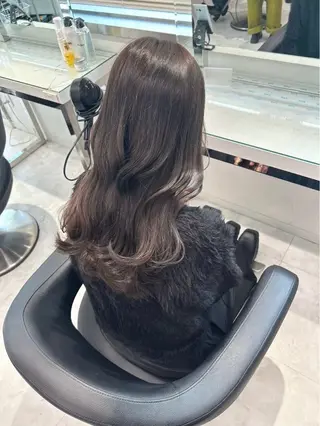 ロング カラー モテ艶🪄透明感カラ ー🦋RION🦋のヘアスタイル