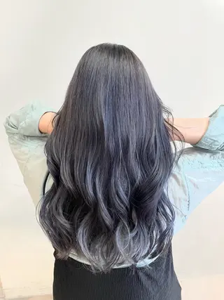 ロング カラー 内山 あすかのヘアスタイル