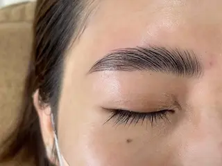 アイブロウ PRENDRE shiori🎀のマツエク・マツパデザイン