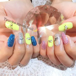 ネイル 🌙都岡 ムーンネイルのネイルデザイン