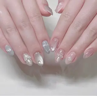 ネイル T. Leeのネイルデザイン