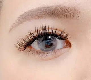 マツエク・マツパ パンダ ネイルのネイルデザイン