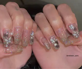 ネイル Spiky とうげ ふうかのネイルデザイン