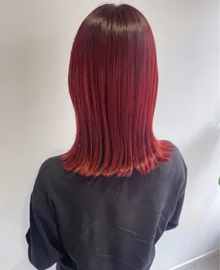 ミディアム カラー 唐澤 千尋のヘアスタイル