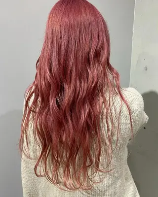 ロング ショート 嶋津祥希のヘアスタイル