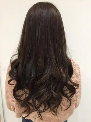 ロング カラー ショート/白髪ぼかし 君和田若菜のヘアスタイル