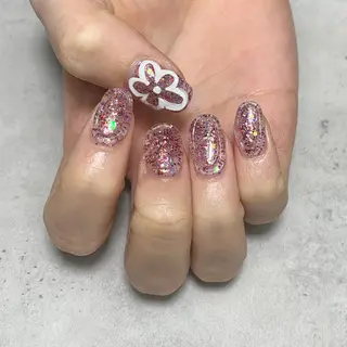 ネイル atelier　FIORITURA所属・FIORITURA aiのネイルデザイン