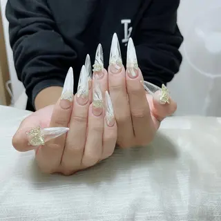 ネイル Amina nail salonのネイルデザイン