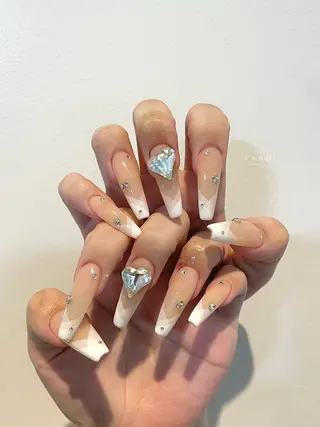 ネイル i's nail 〈アイズネイル〉のネイルデザイン