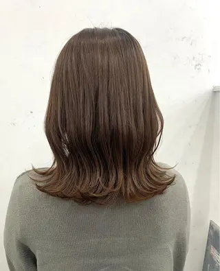 ミディアム レイヤー ハイトーン 暖色⭐︎KANAKOのヘアスタイル