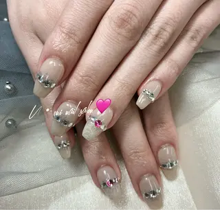 ネイル U·Mi nail salon所属・U·MI 上野御徒町店のネイルデザイン