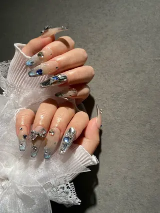 ネイル I-nailロング /ワンホン/キラキラのネイルデザイン