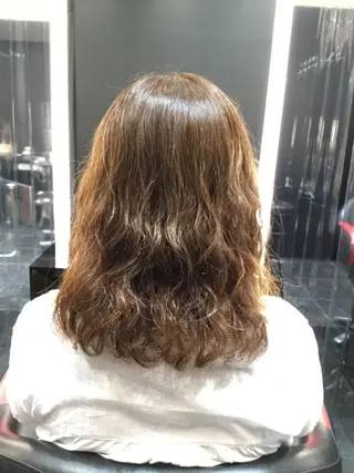 ミディアム パーマ Annon プライベートサロンのヘアスタイル