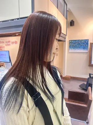 ロング 井上 萌のヘアスタイル