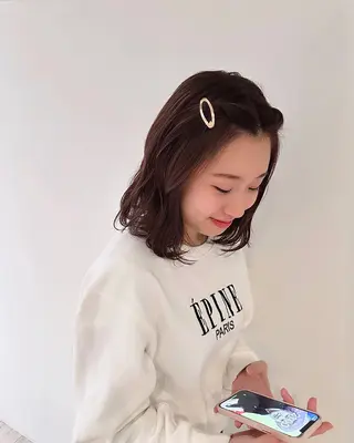 ミディアム カラー octo所属・梅澤 杏菜のヘアスタイル