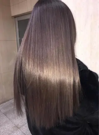 ロング カラー パーマ ヘアアレンジ メンズ キッズ ネイル マツエク・マツパ 酸性ストレート 髪質改善大槻勇樹のヘアスタイル