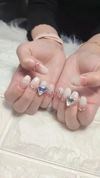 ネイル E·U·B ネイル所属・横浜市中区曙町 E·U·Bネイルのネイルデザイン