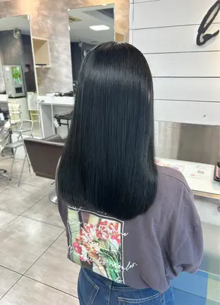 セミロング 縮毛矯正✖髪質改善 仁木伸明のヘアスタイル