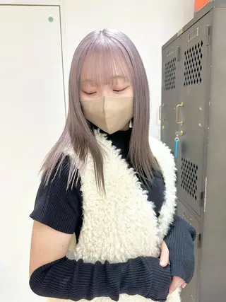 ミディアム カラー kai .のヘアスタイル