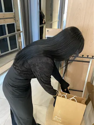 ロング カラー 艶髪/ダークトーン 🩶丸山日向のヘアスタイル