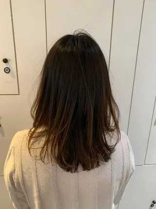 ミディアム GO TODAY  SHAIR SALON 梅田NU茶屋町店所属・田中成美/レイヤー カット/透明感カラーのヘアスタイル