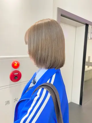 ミディアム カラー レイヤー/ハイトーン 🧸SENAのヘアスタイル