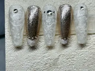 ネイル E-ten所属・友 美のネイルデザイン