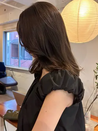 ミディアム 🍑透明感hair ・NENE🍑のヘアスタイル