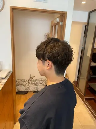ショート パーマ 秋元 佳乃のヘアスタイル